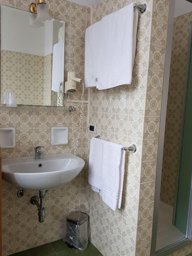 阿拉托雷塔住宿加早餐旅馆 贝拉焦 外观 照片